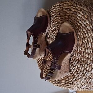 Clarks Womens Dark Brown Leather Slingback 3.25" Cork‎ Wedge Sandals S-8